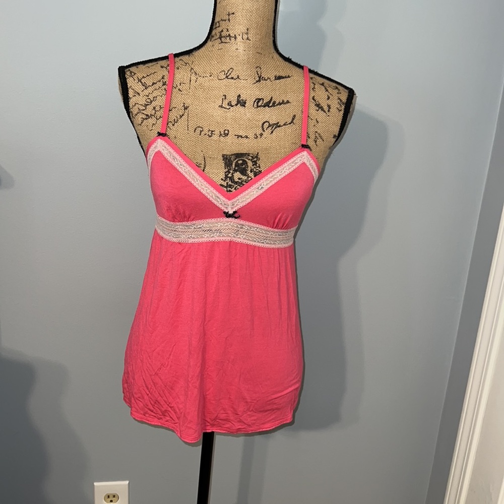 Victoria’s Secret size small top